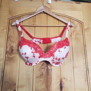 38C Victoria's Secret Lined Perfect Coverage Floral and Lace Underwire Bra